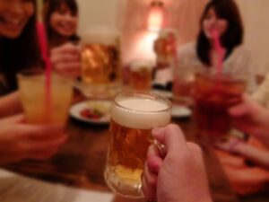 残業・休日出勤・飲み会が増えた気がする