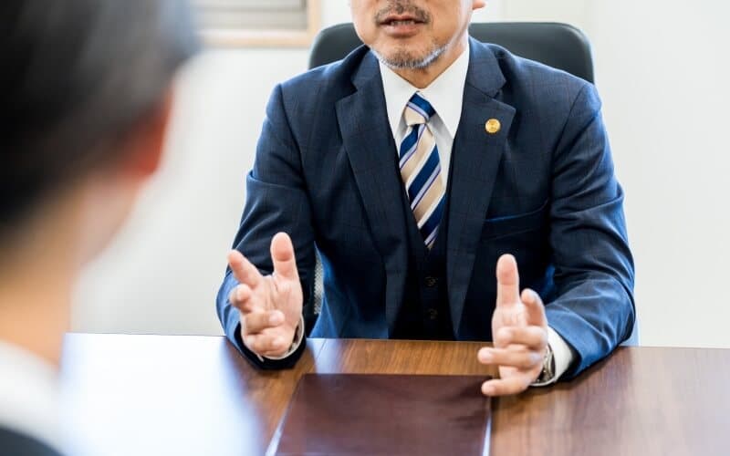 弁護士事務所に相談すべきケースをラブ探偵事務所が解説